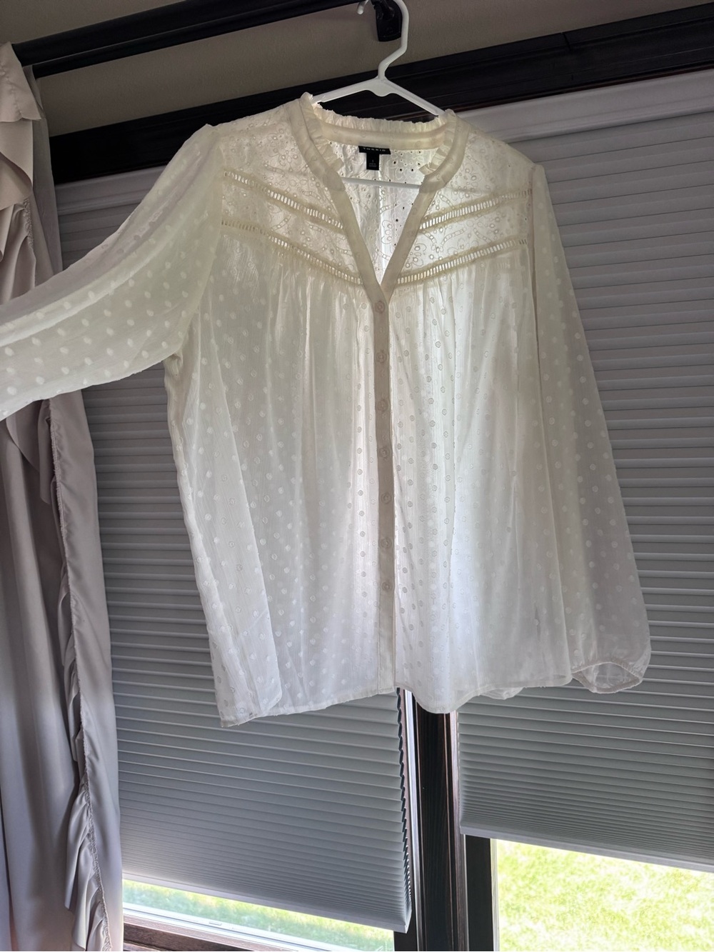 torrid Ivory Swiss Dot Lace Yoke Peasant Blouse
